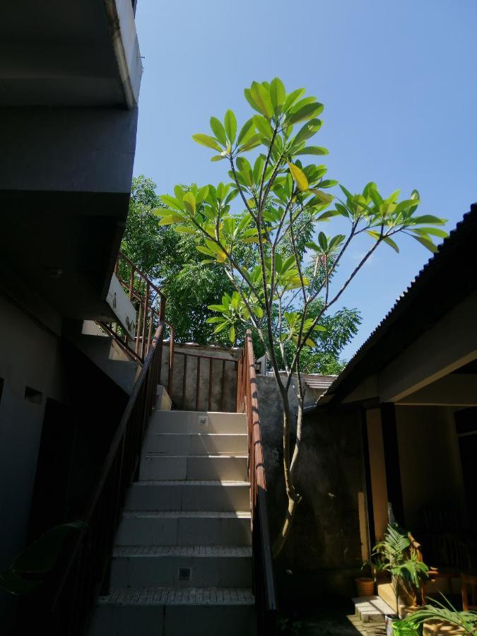 Vacation Inn Gili Gili Trawangan Esterno foto