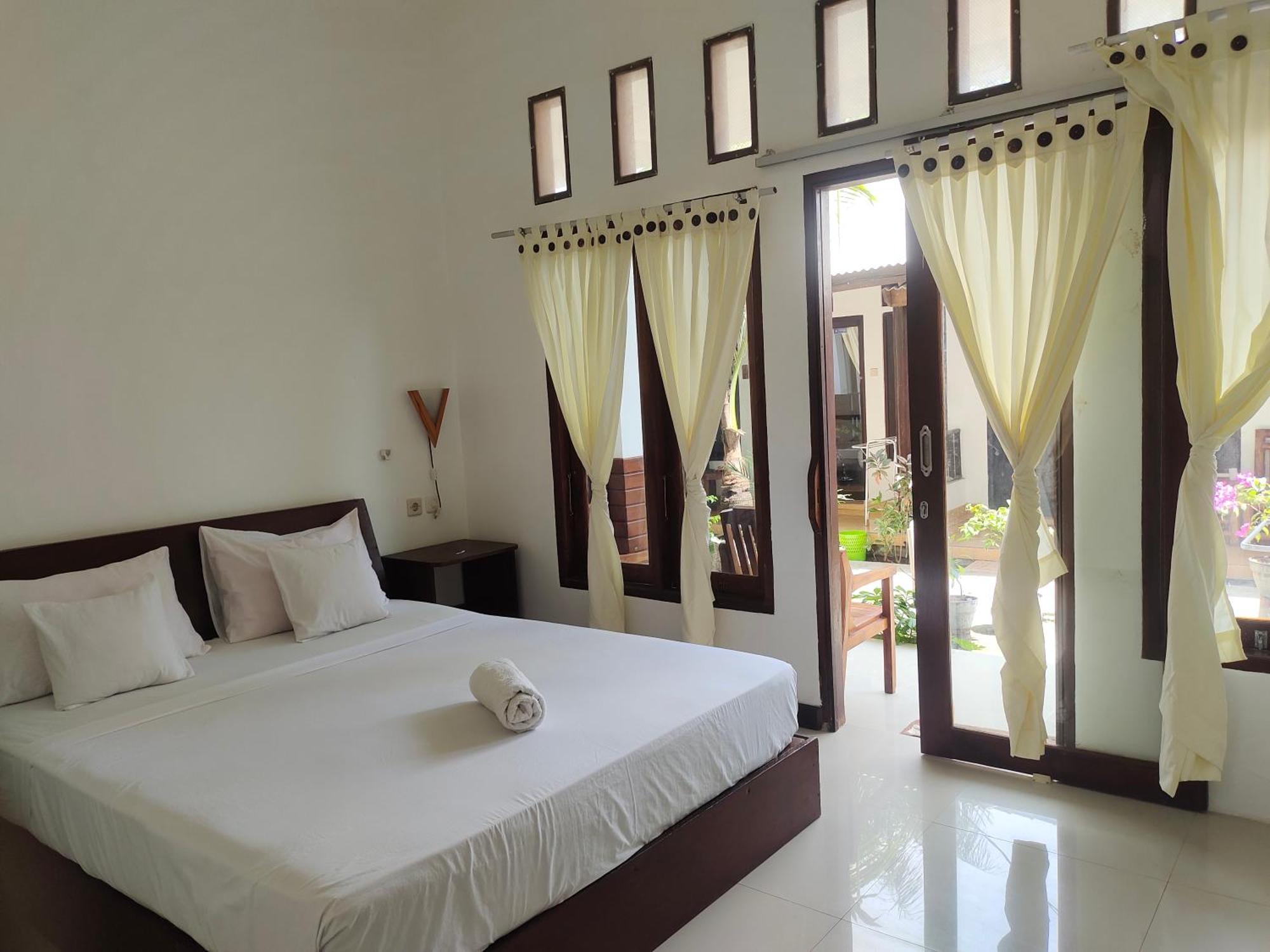 Vacation Inn Gili Gili Trawangan Esterno foto